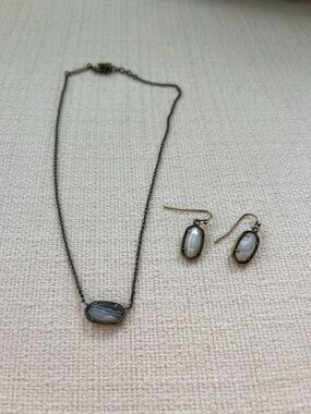 Kendra Scott Necklace and Earrings
